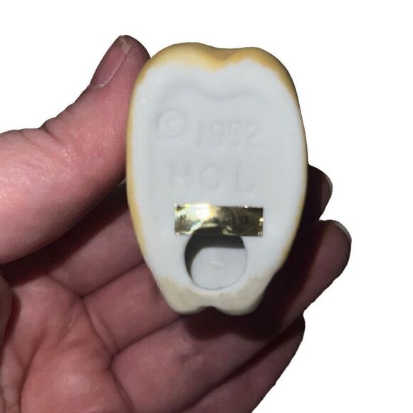 House of Lloyd HOL Native American Girl Mary Kneeling Nativity Figurine 1992 - Picture 7 of 7